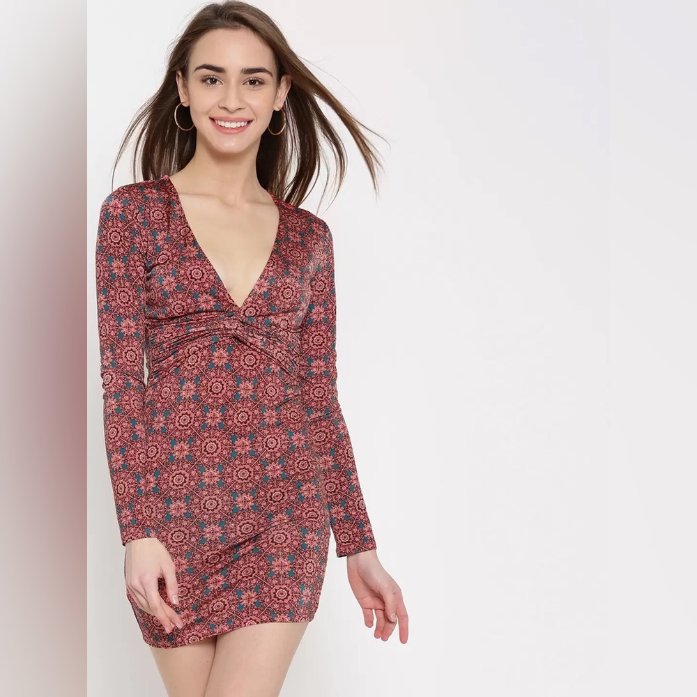 NWT Forever 21 Rust Red And Teal Green Printed V Neck Mini Long Sleeve Dress